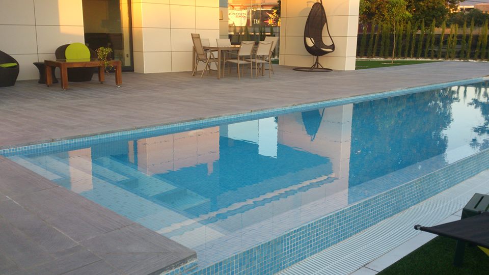 1004654_162044103981453_70696832_n