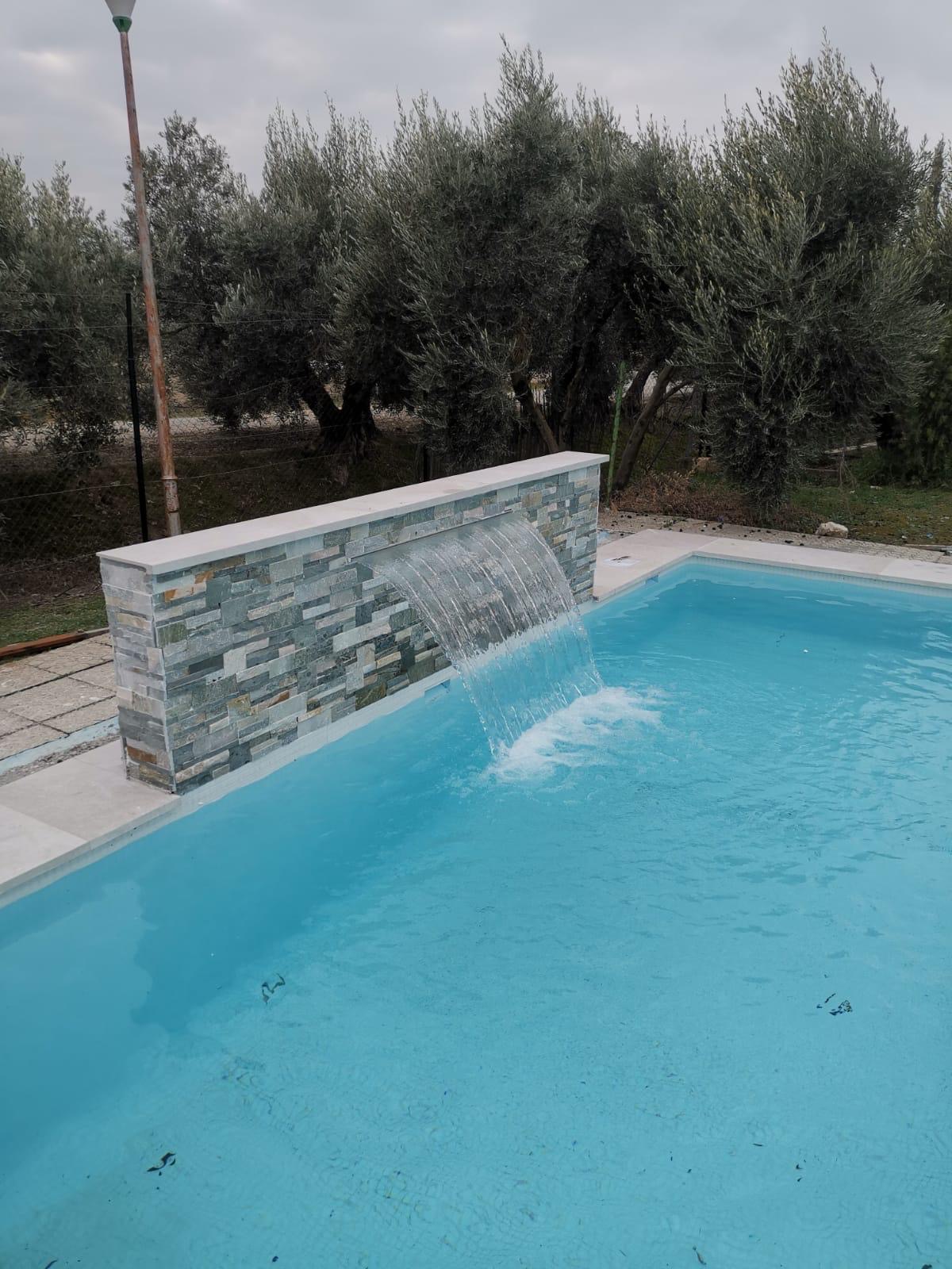 eaf453b2-08ee-45a3-9c8f-28bcf54eb950